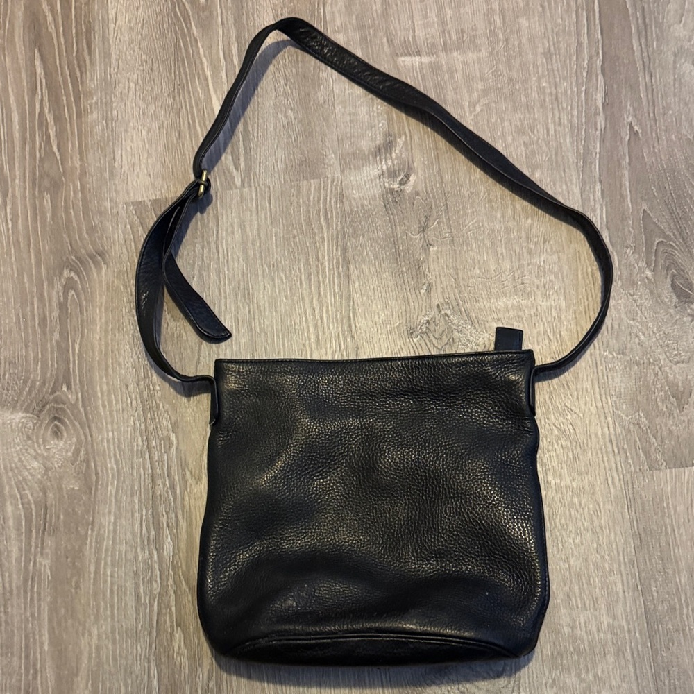 Nine West Black Leather Shoulder Bag